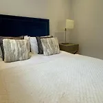 4Million Pound Large Central Mayfair House 1600 Sq Ft Sleeps 6