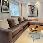 4Million Pound Large Central Mayfair House 1600 Sq Ft Sleeps 6